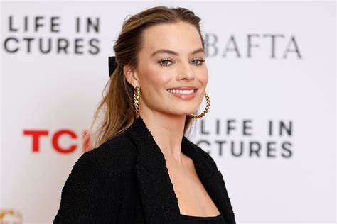 magot robbie nude|Margot Robbie says tequila shots helped her film nude ‘Wolf of .